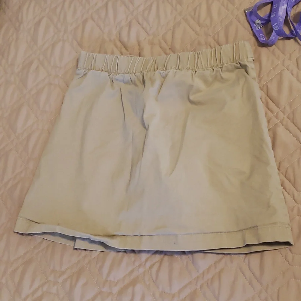 Skort - Picture 2 of 3